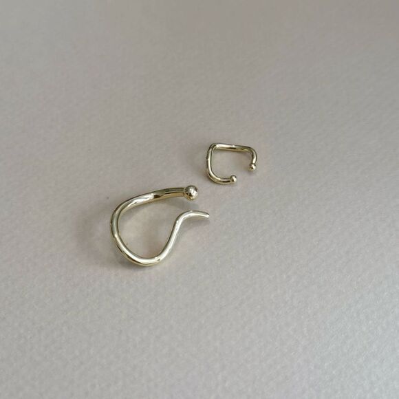 Cuff Earrings - Picture 2 of 4